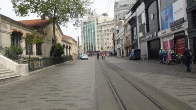 İstiklal Caddesi kapatıldı, esnaf keyfini çıkardı