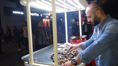 İstiklal Caddesi’ndeki esnaf siftah yaptı