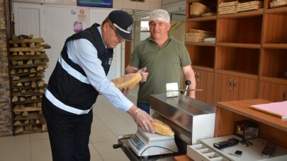 Kartepe Zabıtası’ndan fırınlara ramazan denetimi