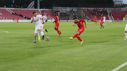 Spor Toto 1. Lig: Balıkesirspor Baltok: 1 - Gazişehir Gaziantep: 2