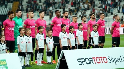 Spor Toto Süper Lig: Beşiktaş: 1 - Kasımpaşa: 1 (Maç devam ediyor)