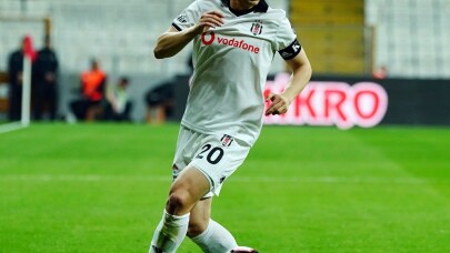 Spor Toto Süper Lig: Beşiktaş: 3 - Kasımpaşa: 2 (Maç sonucu)