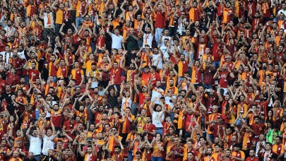 Spor Toto Süper Lig: Galatasaray: 0 - M.Başakşehir: 1 (Maç devam ediyor)