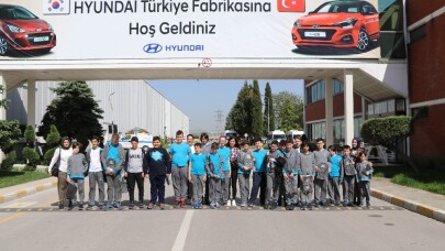 Tekfenli öğrenciler Hyundai Assan fabrikasında