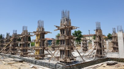 Uzuntarla Kültür Merkezi’nde çalışmalar sürüyor