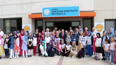 730 okulda 188 bin 116 öğrenci karnelerini aldı