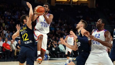 Anadolu Efes - Fenerbahçe final serisi Ataşehir’e taşınıyor