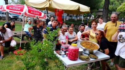 Ayvalık’ta engellilerden geleneksel kısır günü