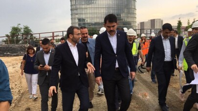 Bakan Kurum: “İstanbul’daki hedefimiz kişi başı yeşil alan miktarını 2023 yılına kadar 15 metre kareye çıkarmak”