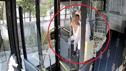 Belediye otobüsünde unutulan 5 yaşındaki çocuk ailesine teslim edildi