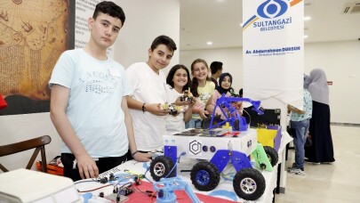 Bilim ve Kültür Merkezi’nde mezuniyet heyecanı