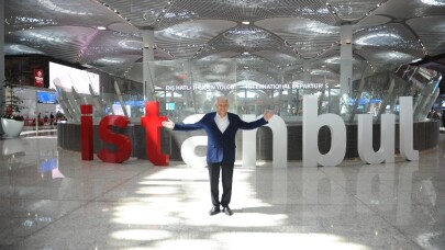 Binali Yıldırım İstanbul Havalimanı’nı gezdi
