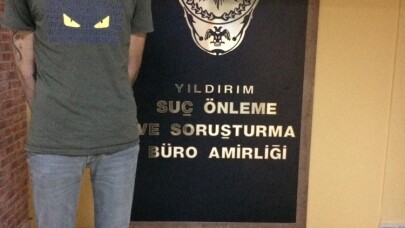 Boş tarlada gasp ettiler fazla kaçamadan yakalandılar