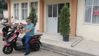 Burhaniyeli muhtar hizmeti ayağa götürdü