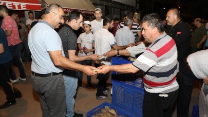Bursa’da Kadir Gecesi camiler doldu taştı