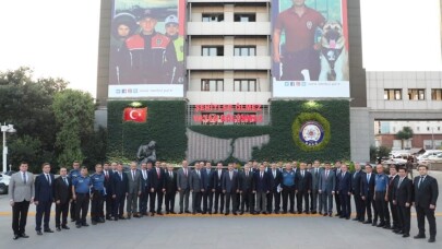 Emniyet Genel Müdürü Uzunkaya, İstanbul Emniyet Müdürlüğünü ziyaret etti