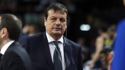 Ergin Ataman’dan kulaklıklı tepki