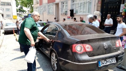 Fatih’te dur ihtarına uymayan sürücü polis alarma geçirdi