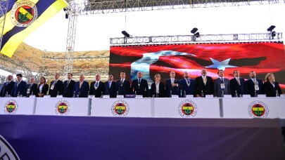 Fenerbahçe’de yönetim kurulunun talepleri kabul edildi