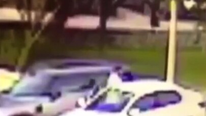 Hırsızların rahat tavırları görenleri hayrete düşürdü