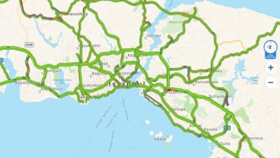 İstanbul’da yollar bayram etti