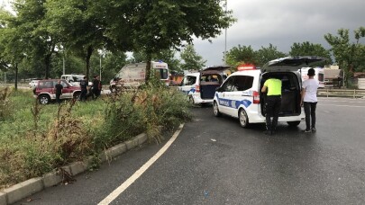 Kamyon cipe arkadan çarptı: 4 yaralı