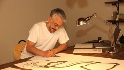 Kâğıtla sanat yapıyorlar