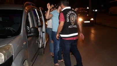 Kocaeli’de aranması olan 16 şahıs asayiş uygulamasında yakalandı