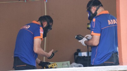 Mutfak masasında bulduğu toz elini yakınca AFAD ekipleri alarma geçti