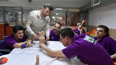 Osmangazi’de engeller aşılıyor