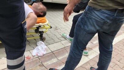 (Özel) Oğlunun yediği trafik cezasına sinirlenen baba böyle sinir krizi geçirdi