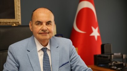 Rektör Prof. Dr. Sudi Apak, YKS’ye girecek öğrencilere başarılar diledi