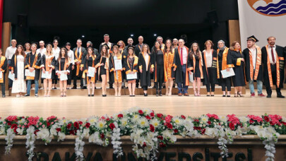 Trakya Üniversitesi Fen Fakültesi mezunlarını uğurladı