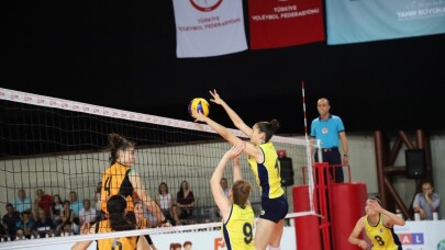 Voleybol Yıldız Kızlar Kategorisi’nde elemeli final zamanı