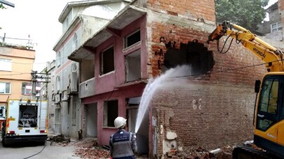 Altınova’ya nefes aldıracak yıkım