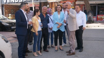 Başkan Hürriyet, esnafla bir araya geldi