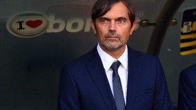 Derby County, takımı Phillip Cocu’ya emanet etti