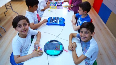 Enderun Yetenekli Çocuklar Merkezi’nde zekaya dayalı oyunlar
