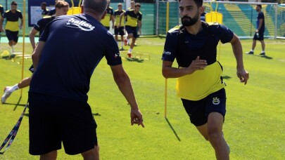 Fenerbahçe, günün ilk çalışmasını tamamladı