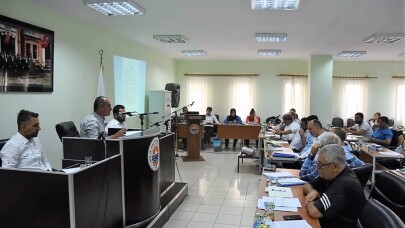 Gemlik Belediye Meclisi’nde kapalı pazar yeri konuşuldu