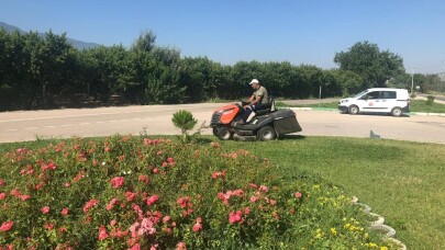 Gürsu’nun parkları ışık saçıyor