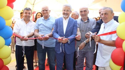 Herkes küçülürken onlar büyüyor