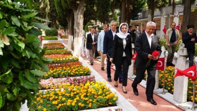 İzmit’te 15 Temmuz şehitlerini anıldı