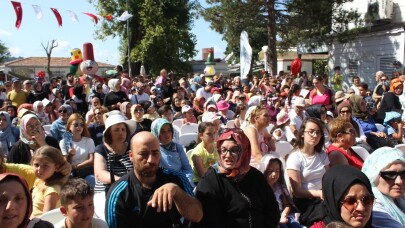 Kanlıca 4. Yoğurt Festivali renkli görüntülere sahne oldu