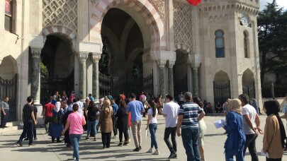 Öğretmen adayları KPSS’de ter döktü