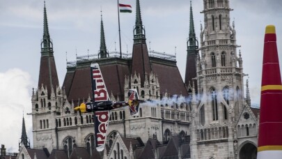 Red Bull Air Race’te heyecan dorukta: ’son iki yarış’