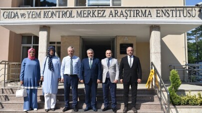 Salman: “Bursa ile Ankara arasında köprüyüz”