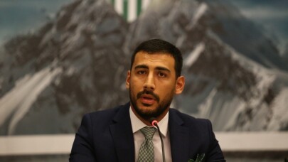 Selçuk Erdoğan: “Bursaspor’un büyüklüğü hiçbir yerde değişmez”