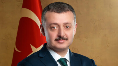 'Peygamberimizin yüce ahlâkı herkese örnek olmalı'