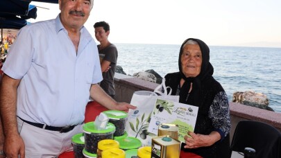 Trilye zeytin şenliği ile coştu